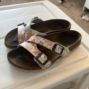 Birkenstock’s Yao Sandals